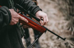 Aragón permite y publicita el uso de métodos de caza no selectivos
